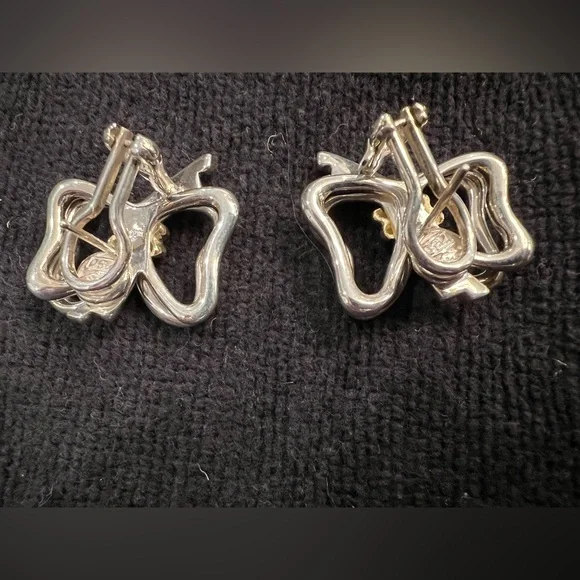 Tiffany & Co. Sterling Silver & 18k Gold Bow Earrings – Vintage Polished - Picture 6 of 9